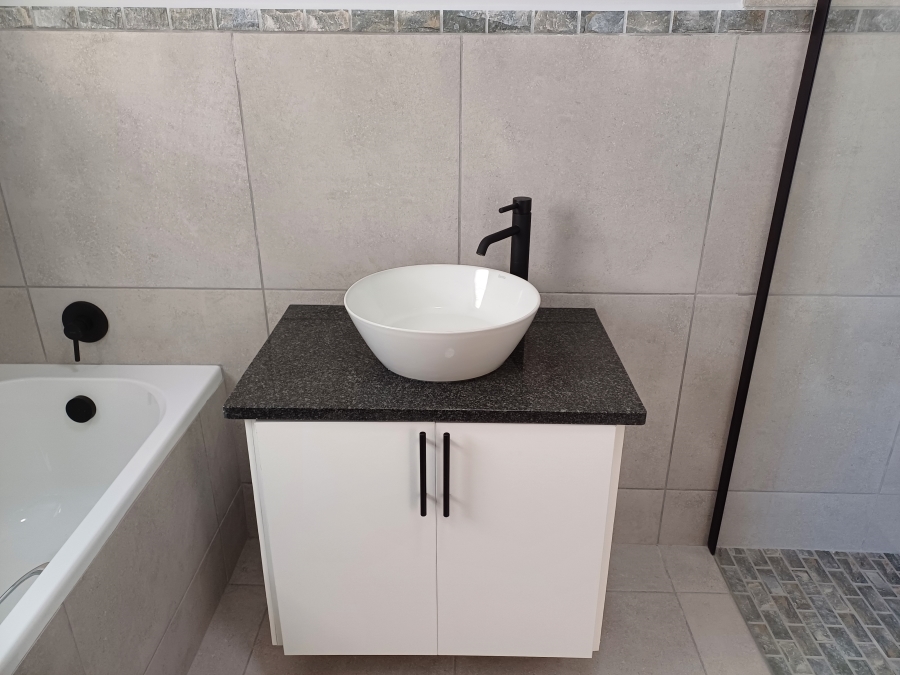 3 Bedroom Property for Sale in Sandy Point Western Cape